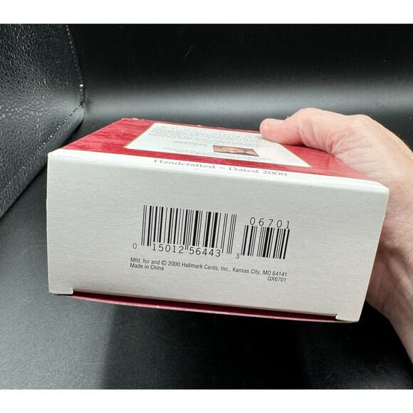 2000 Hallmark Favorite Bible Stories Jonah and the Great Fish Ornament New -28D - Picture 5 of 6